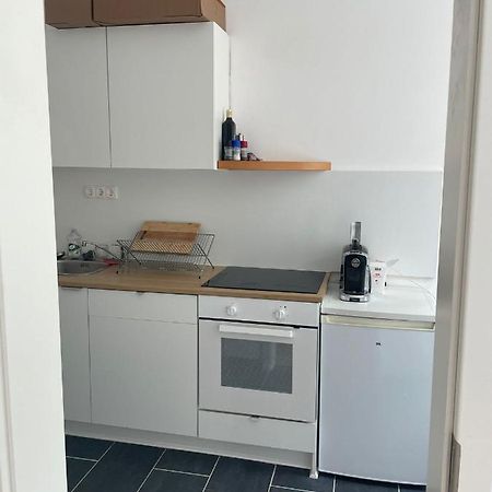 וינה Small Apartment Near The Center מראה חיצוני תמונה